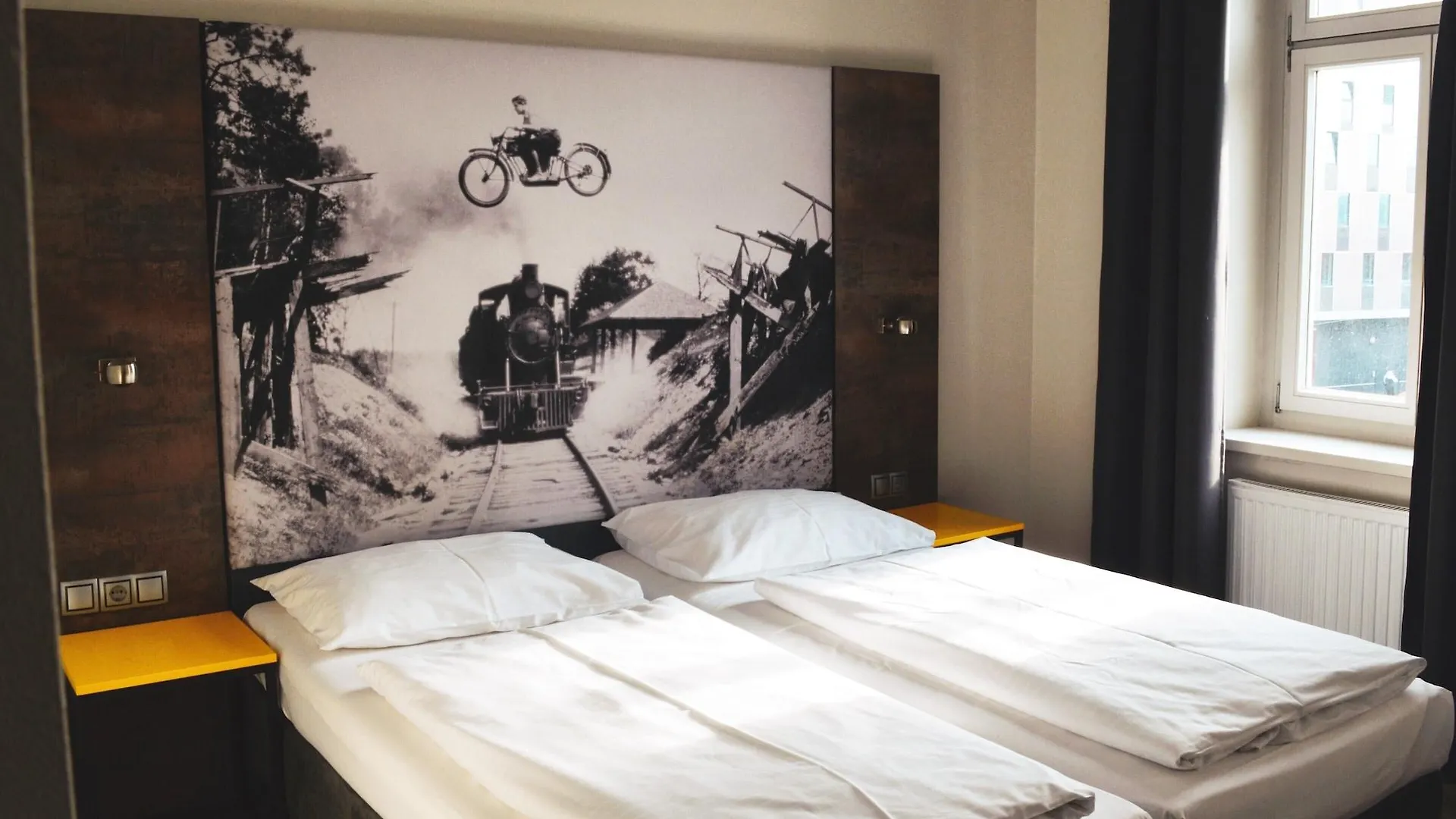 ***  Hotel Westbahn Viyana Avusturya