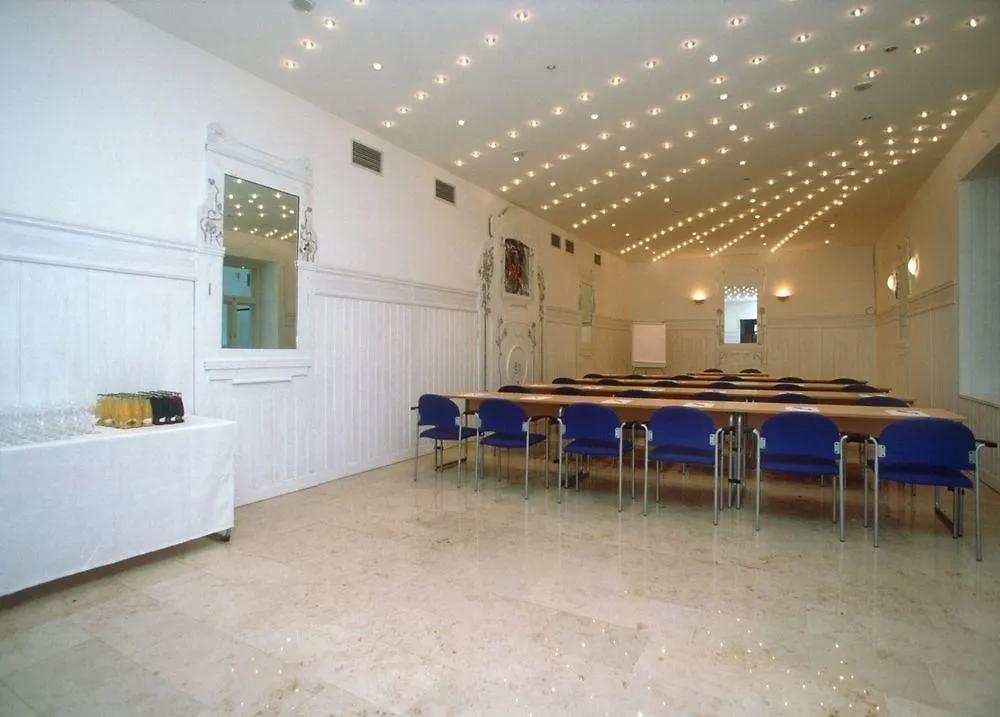 Hotel Westbahn Viyana Avusturya