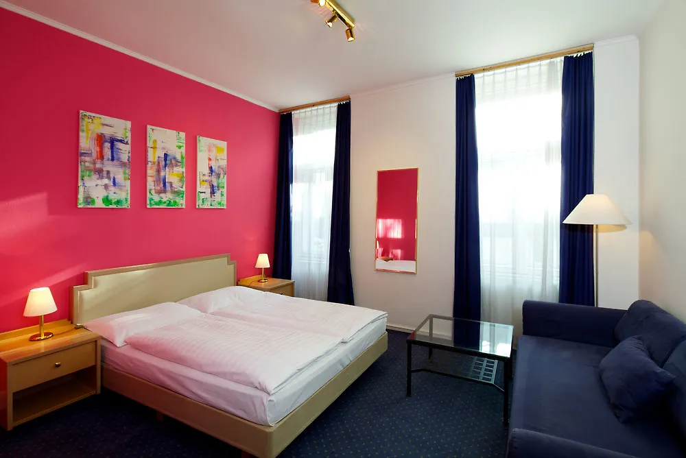 Hotel Westbahn Viyana