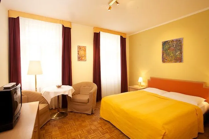 Hotel Westbahn Viyana