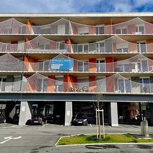 Shome I Self Check-in I Free Parking Aparthotel Graz