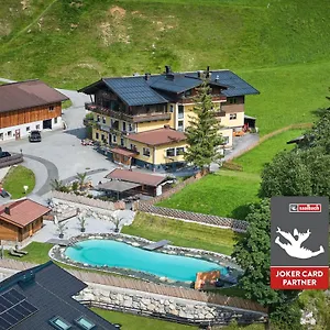 Eibinghof & Swim Hostel Saalbach-Hinterglemm