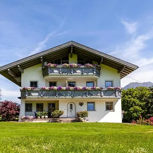 gastehaus-weber.innsbruckaustriahotels.com/