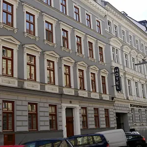 4* Otel Caratart Bombolo