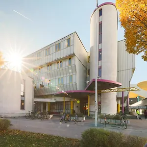 https://olympiaworld-landessportcenter.innsbruckaustriahotels.com