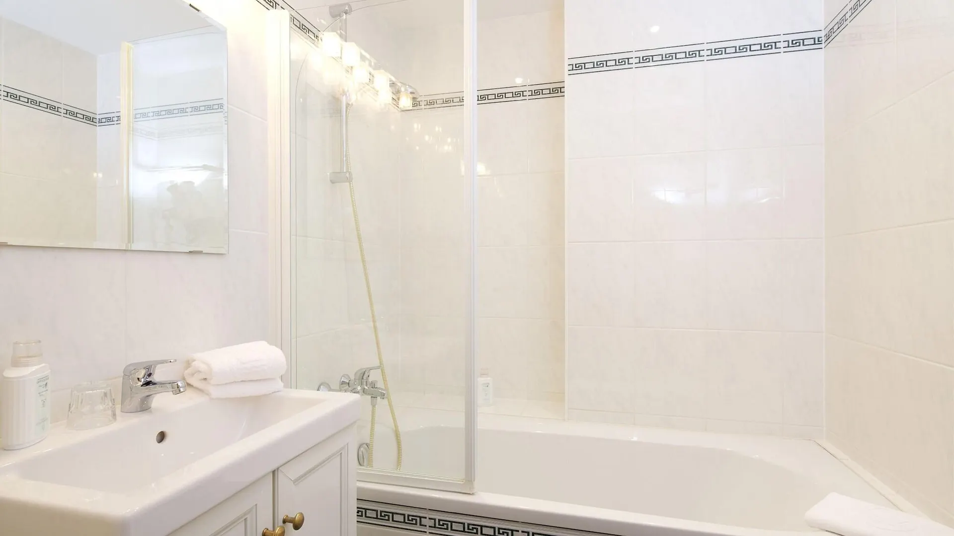 ***  Hotel Westbahn Vienna Austria