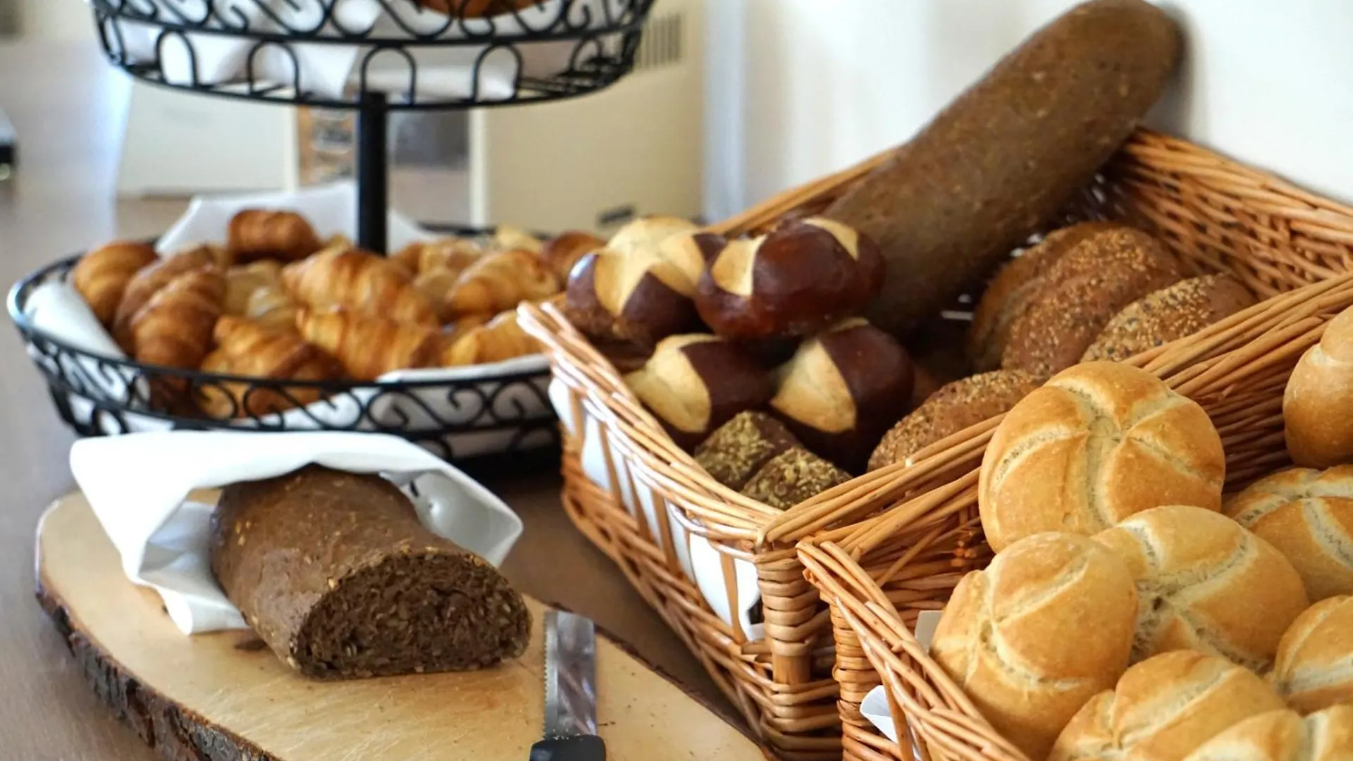 ***  Hotel Westbahn Вена Австрия